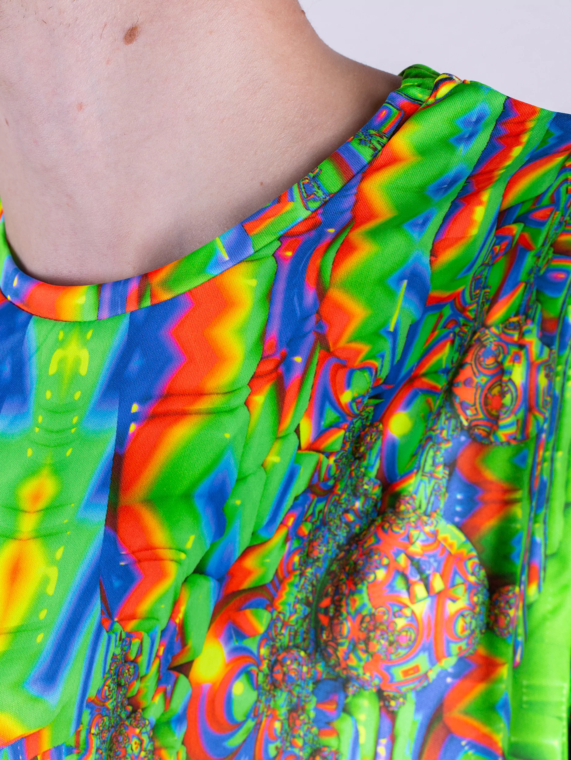 Ультрафиолетовая «Кислотная» Футболка L «Fractal bubles» Unisex