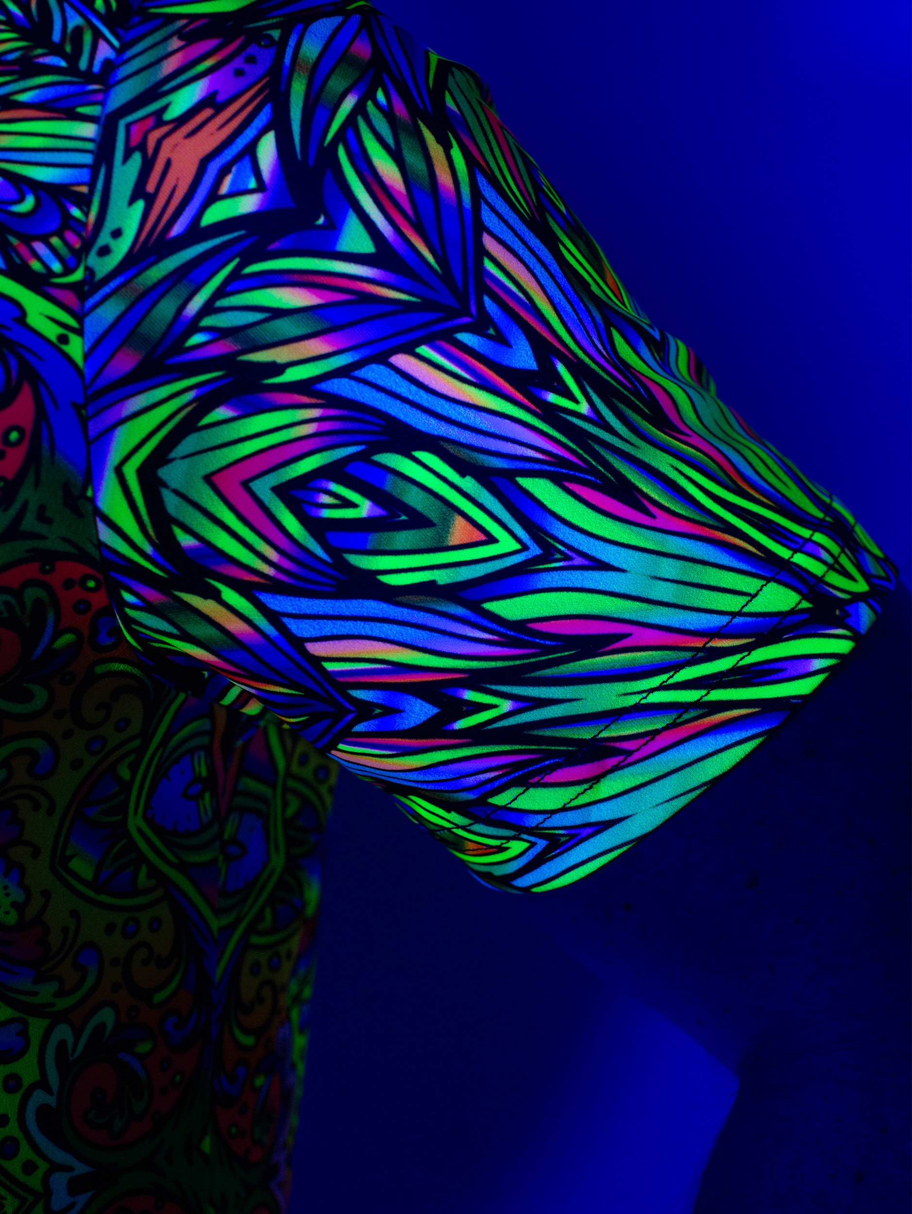 Ультрафиолетовая «Неоновая» Футболка XL «Blacklight Mandala» Unisex