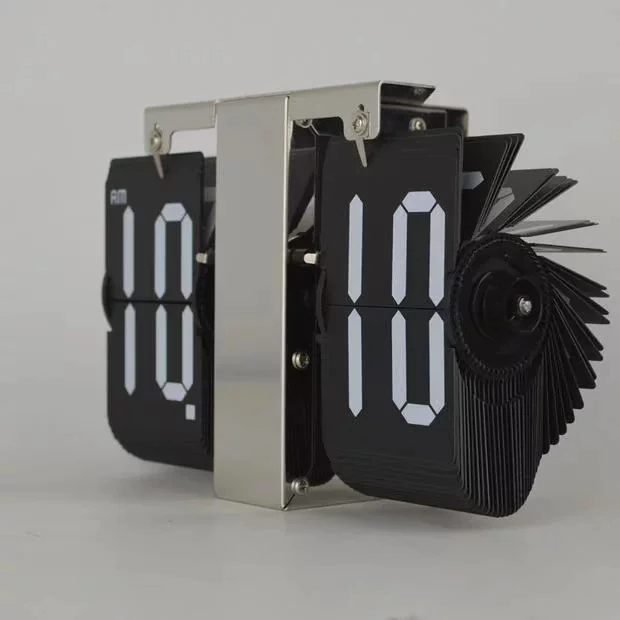 Перекидные ретро-часы Flip Clock Slim Black/Chrome
