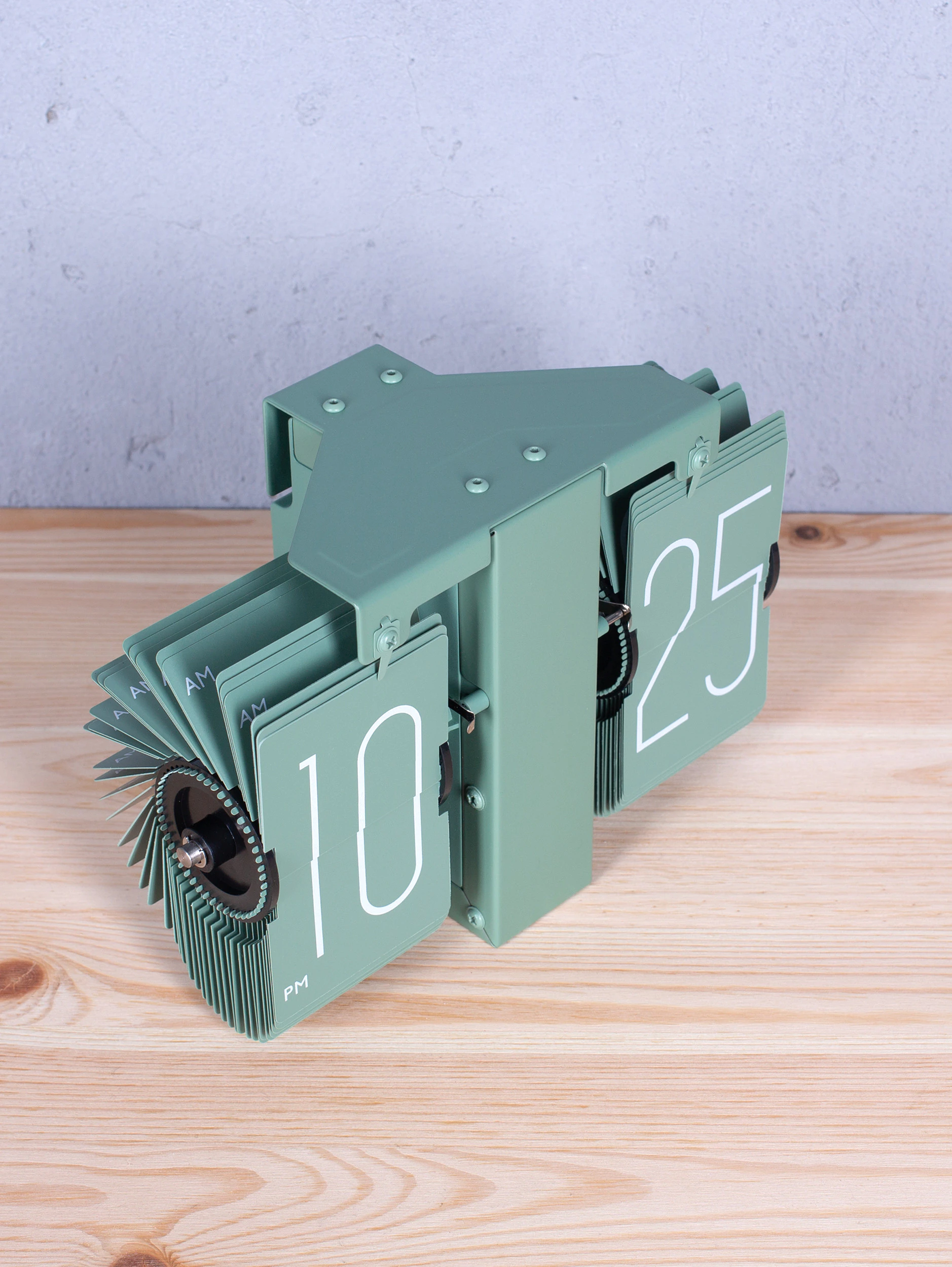 Перекидные ретро-часы Flip Clock Slim Green