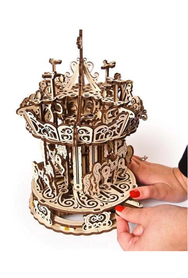 Сборная модель Ugears Карусель (21*21*26 см)