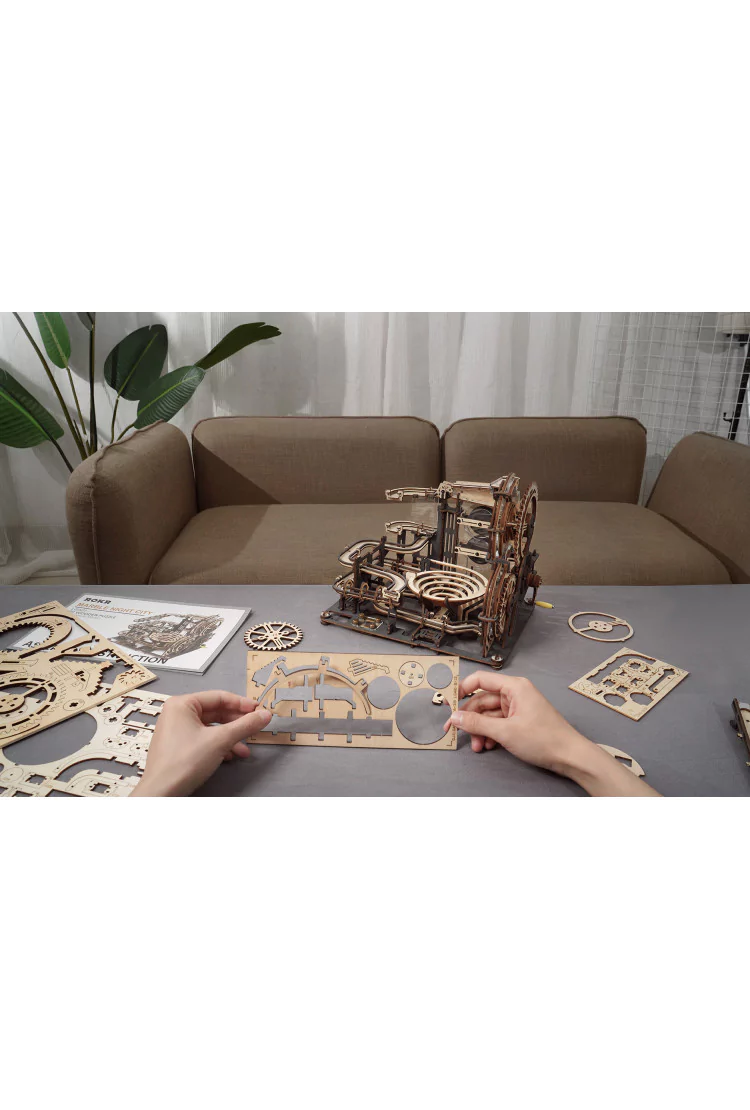 Динамический конструктор с шариками Robotime Marble Night City