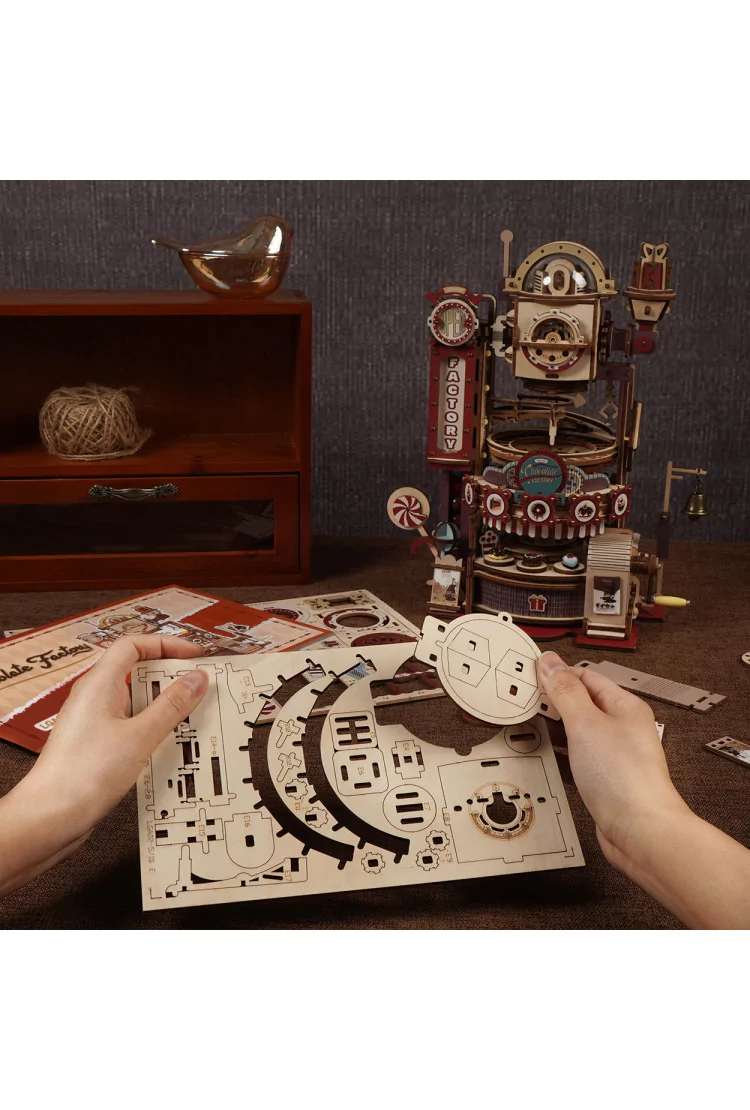 Конструктор-серпантин Шоколадная Фабрика Robotime Marble Chocolate Factory