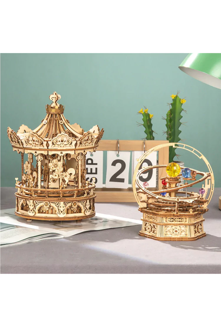 Конструктор музыкальная шкатулка Романтическая карусель Robotime Romantic Carousel