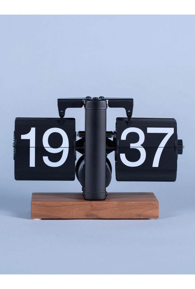 Классические перекидные часы Flip-Clock на деревянной подставке, 14х20х9, Black