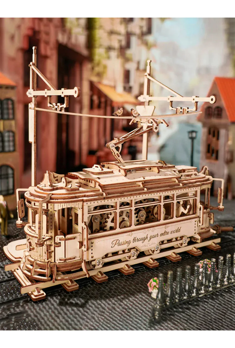 Механический деревянный конструктор Городской трамвай Robotime Classic City Tram